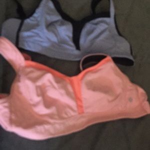 Lululemon sport bra